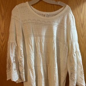 XL tribal jeans off white top
